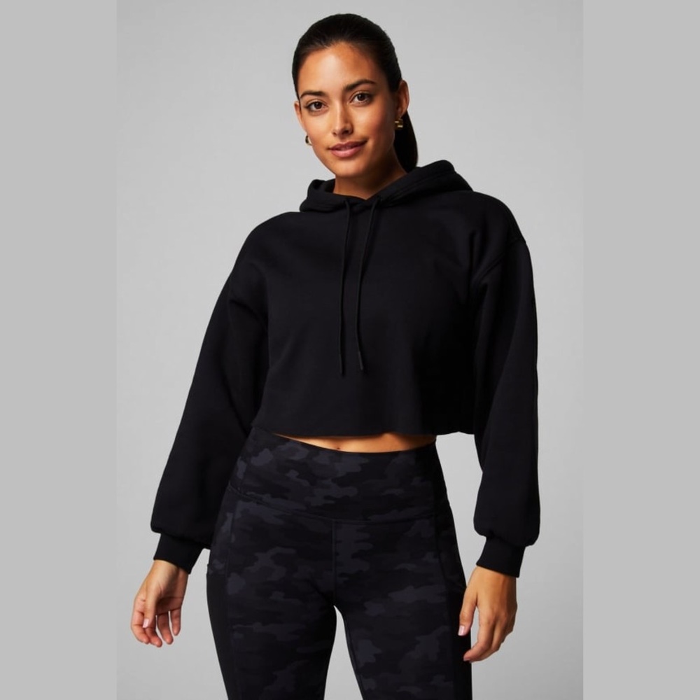 Fabletics Cozy Fleece Cropped Hoodie - Medium